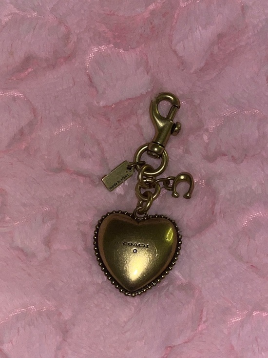 coach vintage cherry heart charm - Picture 2 of 6